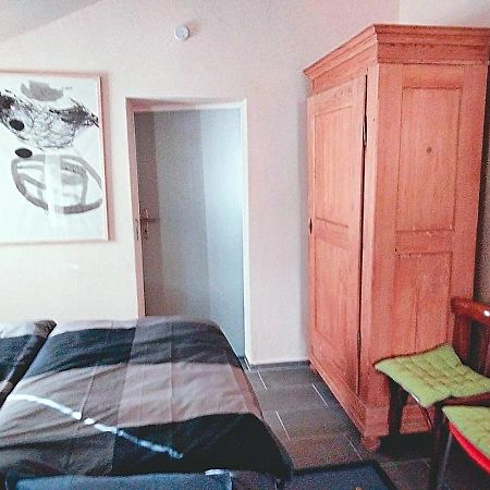 Zelfies Kunstapartment. Nonnweiler Dış mekan fotoğraf